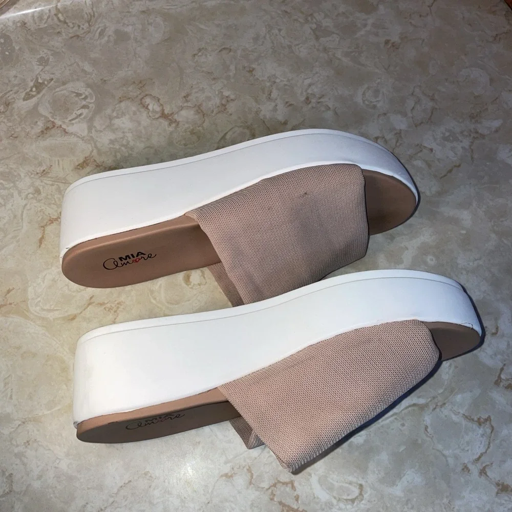 Nude and White platform Slides Elastic Fabric Upper 8M‎ Womens